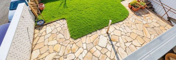 Garten-Wohnung im Reihen Endhaus, helle 3,5 Zimmer, Terrasse + Garage + Platz
