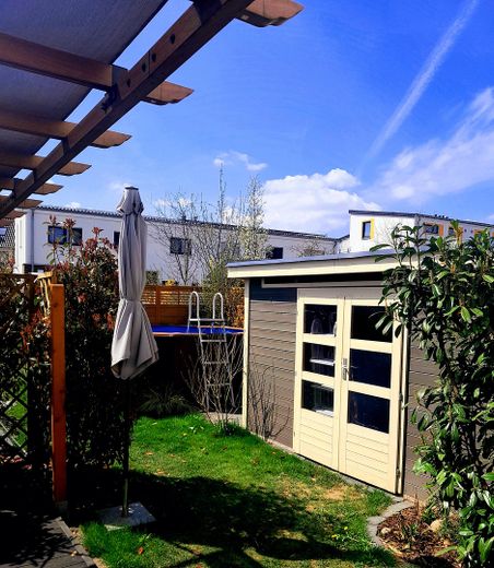 provisionsfrei,5 Zi  modern,schöner Garten,Pool – फोटो 8