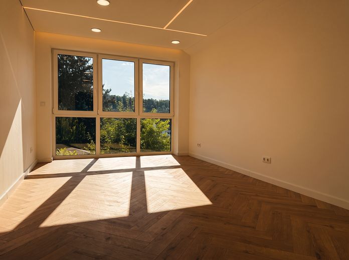 Luxus-EFH kernsaniert 2026 | Klasse A | 1.448 m² Grundstück – Kind 2
