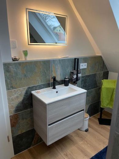 Waschtisch im Bad OG