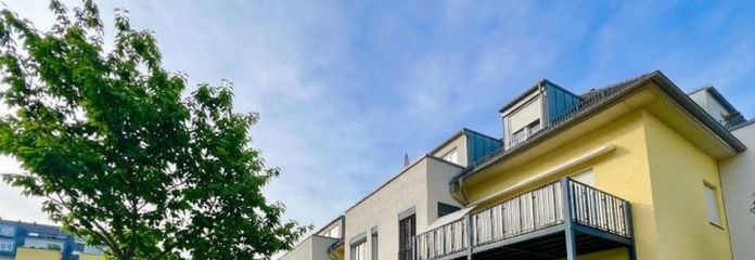 Lichtdurchflutete 2-Zimmer-Erdgeschosswohnung mit Gartenanteil am Fuße des Langenhards