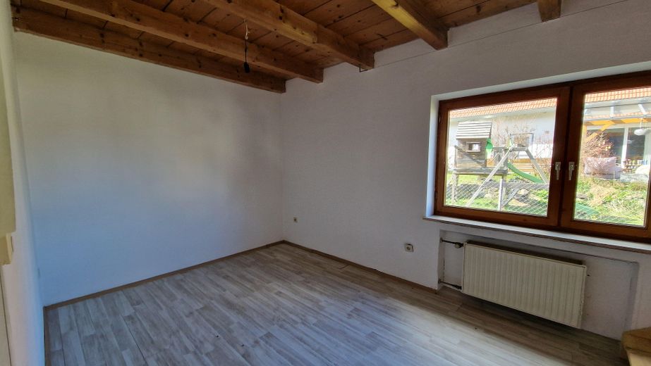 Attraktives Grundstück mit Altbestand und Bergblick – Sanierung oder Neubau möglich – Apparment