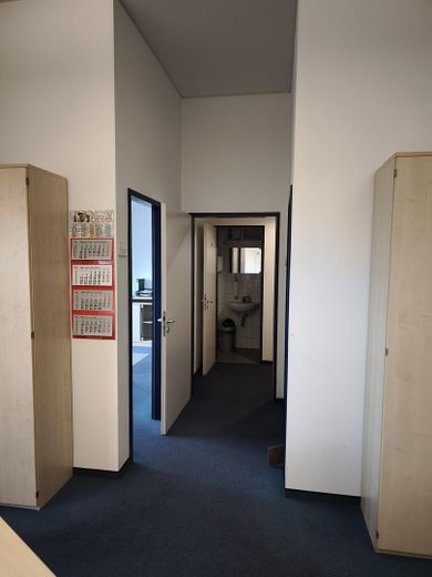 *** Büro am Marienplatz Stuttgart sofort frei *** – WC Eingang