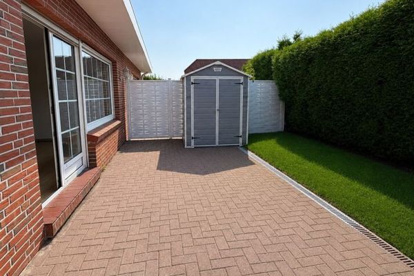 Haushälfte mit Sonnenterrasse in ruhiger Wohnlage!