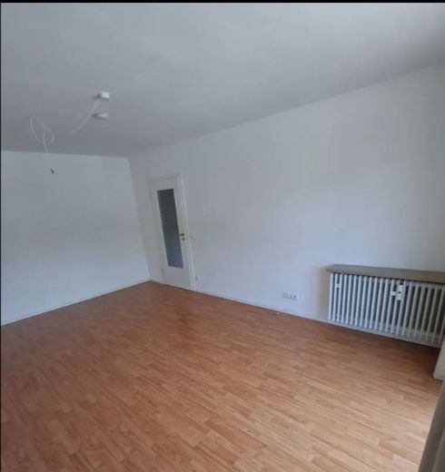 Appartamento di 2 locali al piano rialzato con piccola vista sulle montagne e ampio balcone - SENZA PROVVIGIONE – Foto 3