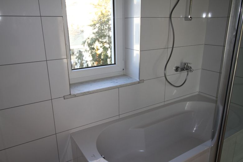 Traumhaft sonniges, frisch renoviertes Einfamilienhaus mit eigenem Garten – Foto 15