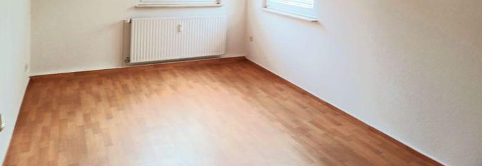Sehr schöne, helle und gepflegte 2 Zi- Wohnung mit Einbauküche und AA in Freiburg