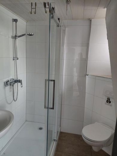 Dom jednorodzinny w centrum Giesenkirchen z tarasem i dużym ogrodem – Bad