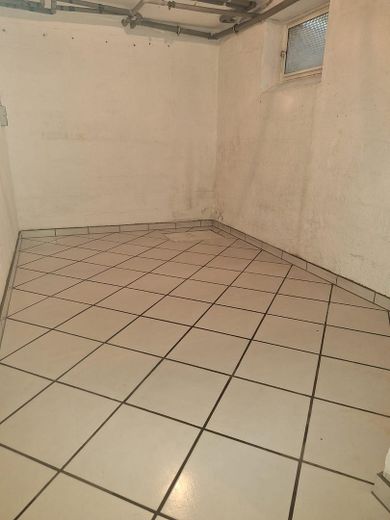 Privatverkauf ohne Maklerprovision: Reihenhaus mit Charakter in Montabaur | Perfekt für Familien – Vorrat 2 Keller
