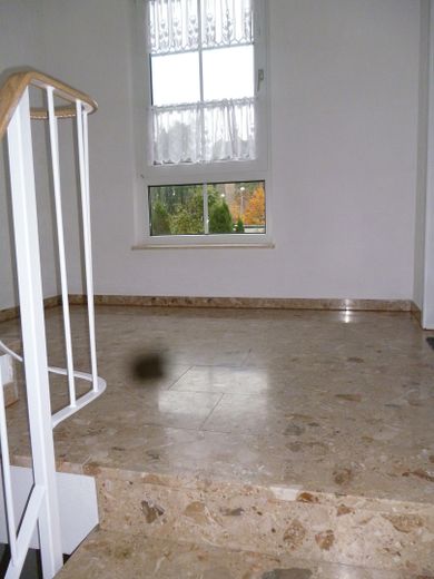 4-R-Etagenwohnung mit Balkon Innenstadtlage Gotha – Treppenbereich