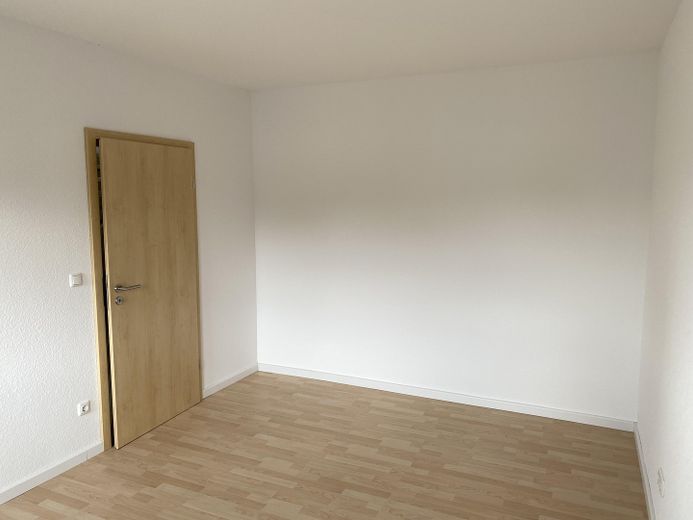 Wunderschöne 4,5-Zimmer-Maisonette-Wohnung in allerbester Lage von Rödermark OR – 1OG Zimmer 1