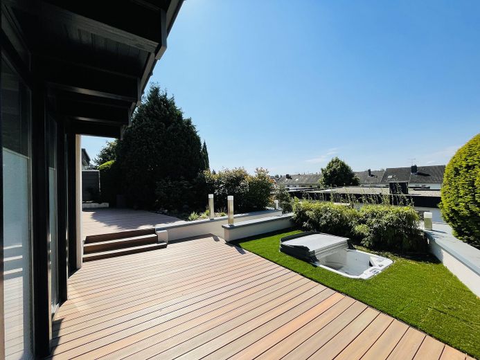 Exklusiver, kernsanierter Bungalow in Damm - wohnen auf einer Ebene – Südterrasse mit Jacuzzi