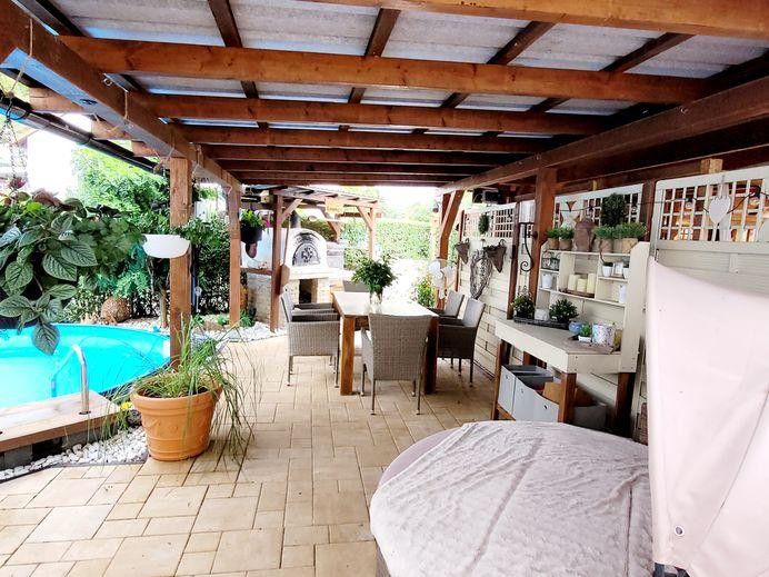 Provisionsfrei- Ihre private Wellness-Oase am Tor zum Spreewald – Terrasse am Pool