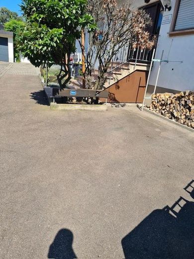 Stellplatz+Hauseingang