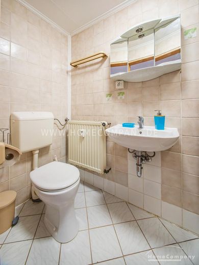 18620 HomeCompany Dresden Möbliert/Furnished 2-Zimmer Apartment mit Terrasse und Wintergarten in Dresden-Neustadt max. 2 Personen – 7b88c11d9467722c5a7c77f6d823095c5fa8d028.jpg