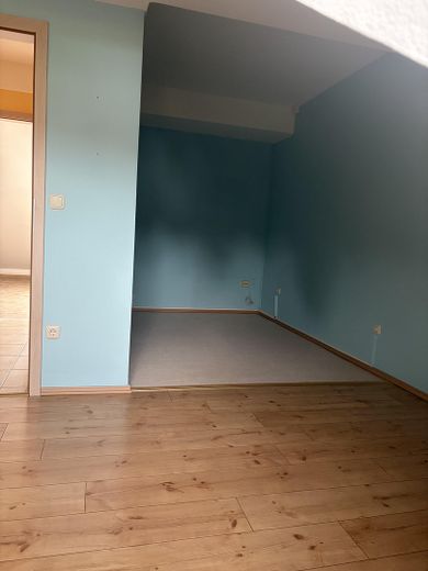 Ready to move in - familienfreundliches  Reihenmittelhaus mit angelegtem Garten, modernisiert – Photo 17