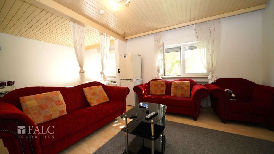 2 auf einen Streich, Renditepotenzial hoch - FALC Immobilien – ... das Zimmer im Erdgeschoss