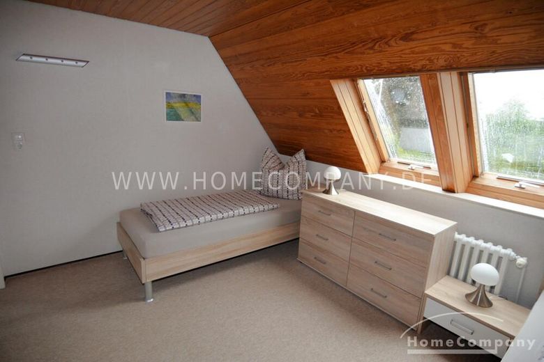 Hübsche 2-Zimmer-Dachgeschoßwohnung in Kiel-Heikendorf mit großer Dachterrasse, möbliert – dc7cbf8f9ee841aada2e432639d9f997329b5903.jpg
