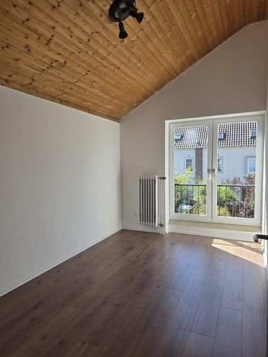 Bonn’da hemen taşınmaya hazır sıra ev – Fotoğraf 5