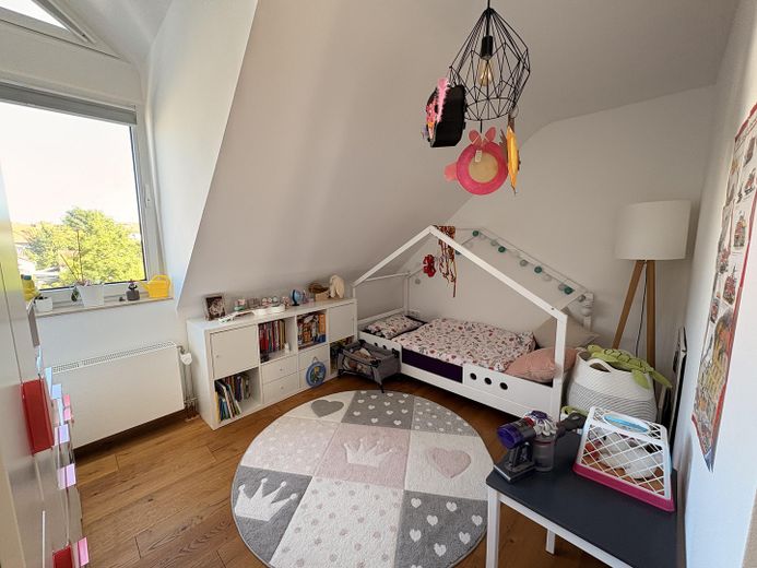 Wohntraum in Schwetzingen-Schälzig: lichtdurchflutet und klimatisiert – Kinderzimmer