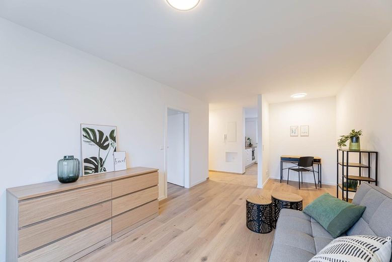 Appartement lumineux rénové de 2 pièces – Foto 1
