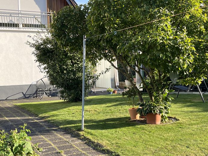 Gartenansicht zum Haus 