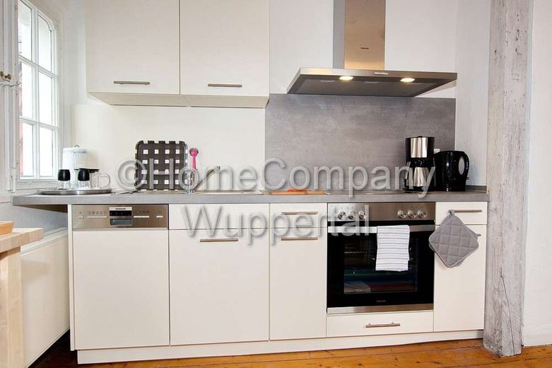 Moderne Dachgeschosswohnung mit DSL und PKW-Stellplatz in W-Ronsdorf – 9060a68c14928ba3a6ee5c4a3dc622c0d4d603b9.jpg