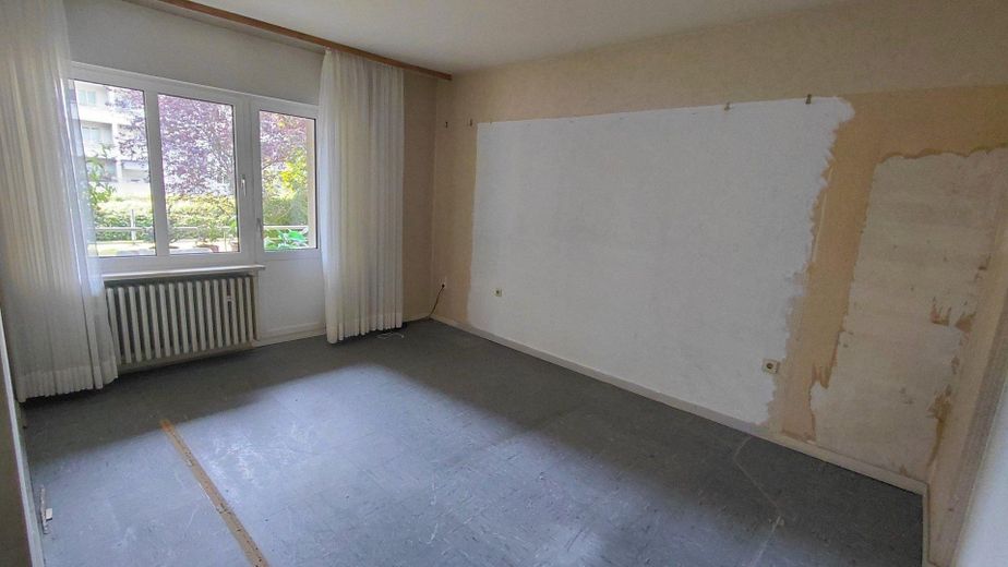 Geräumige 4 Zimmer in Köln Klettenberg – Schlafzimmer zum Garten