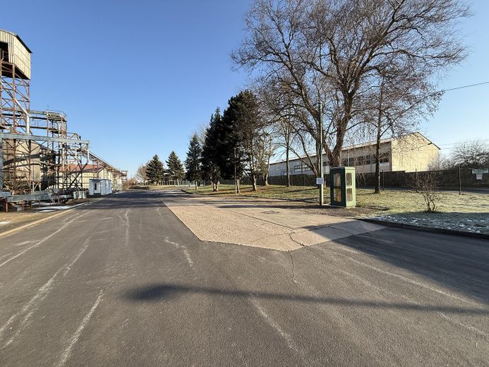 Bien immobilier commercial polyvalent avec vaste terrain d’exploitation à Mühlhausen (Thuringe) – Fahrzeugwaage