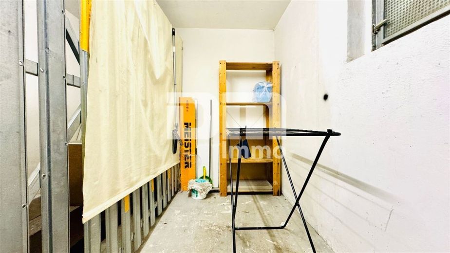 Kompaktes Apartment BJ 1991 im Souterrain in ruhiger Wohnanlage – Kellerabteil