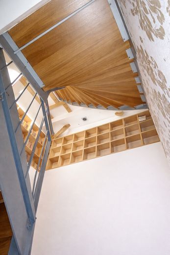 innenliegende Treppe