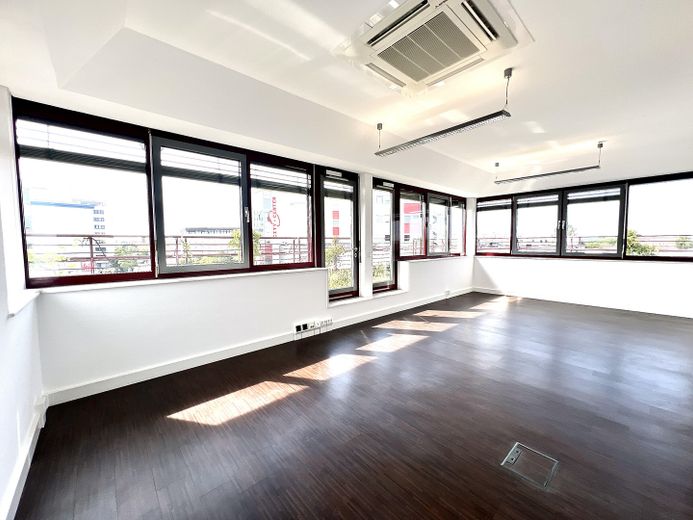 Moderne Büro-/Praxisfläche im Stadtzentrum Hanau! **direkt vom Eigentümer** – Ansicht Büro 1