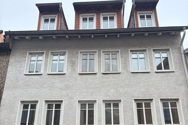 Provision frei! Gepflegtes 4 Familienhaus in Innenstadtlage von Worms –