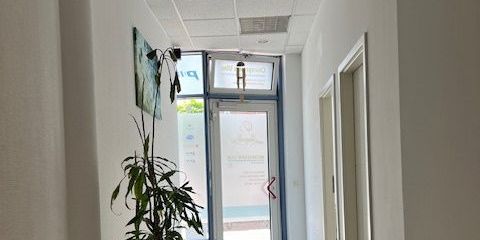 LE0068_Eingang