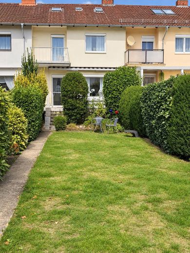 4-room terraced house with garden and garage in Diepholz – commission-free – Hausansicht Gartenseite
