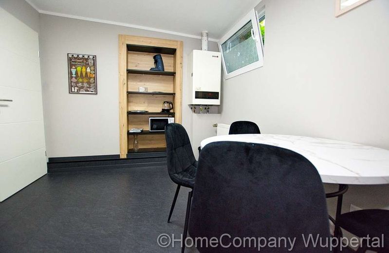 Großzügiges Apartment mit DSL und guter Infrastruktur in Wuppertal-Wichlinghausen – 57051900b9560c6dec60e4fce97b9de6af9586ff.jpg