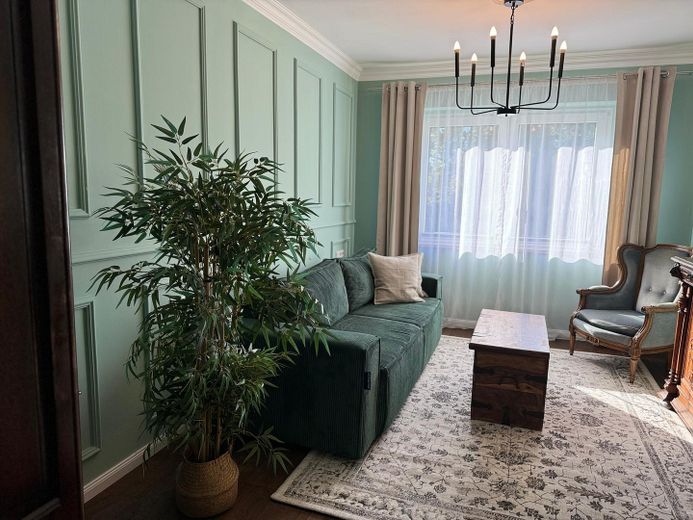 Wunderschön eingerichtete Wohnung mit Einbauküche, zentral – Foto 8