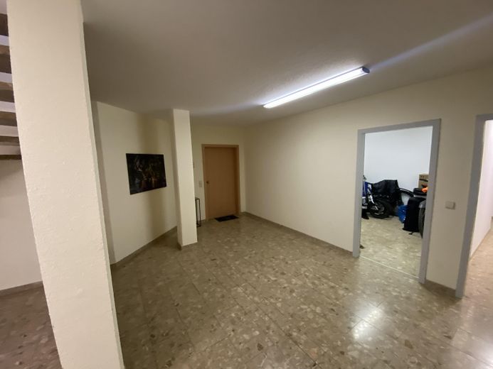 Wohnungseingang EG L