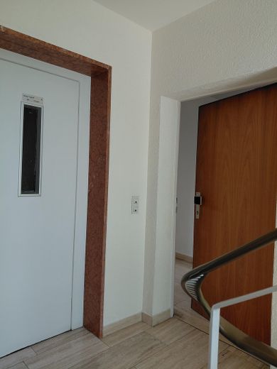 Şampanya havasında huzur vahası, komisyonsuz – Wohnungseingang