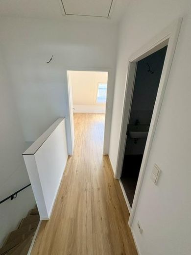 ERSTBEZUG 145qm Familienfreundliche Neubauhaus mit 2 Stellplätzen nähe U2 Röthenbach – Foto 28