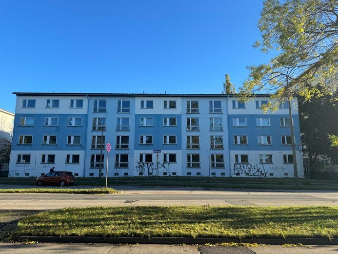 Mehrfamilienhaus mit 24 Wohneinheiten im Stadtzentrum abzugeben! – Foto 2