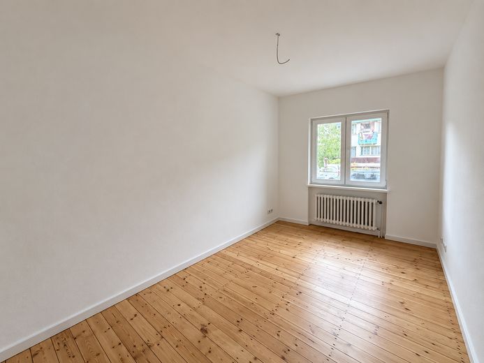 Zonder makelaarscourtage | Volledig gerenoveerd oud appartement met 3 kamers in Schmargendorf – Schlafzimmer