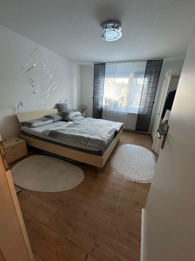 Move in and feel at home - modern 3.5-room apartment with 87 m², glazed loggia, elevator & underground parking – Photo 10