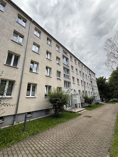 Gemütliche und vermietete 3-Zimmer mit Laminat, Balkon, Stellplatz und Wannenbad in ruhiger Lage! – PHOTO-2025-07-23-17-45-35_4