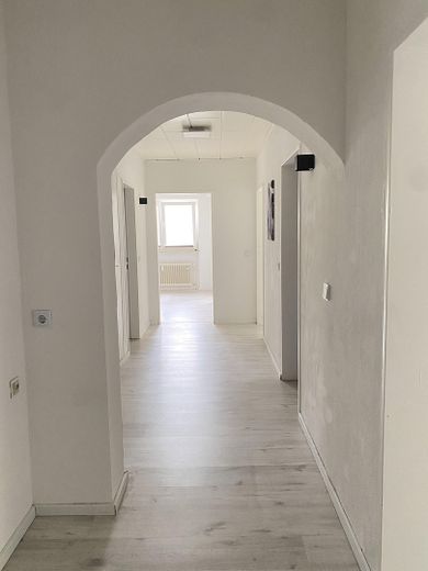 Helle renovierte 3-Zimmer Eigentumswohnung – Eingangsbereich/Flur