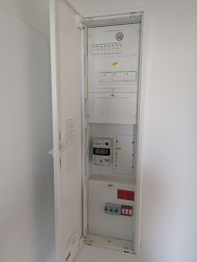 2-Zimmer-Wohnung in Berlin-Lichtenrade – ideal für Eigennutzer und Kapitalanleger – Flur_3