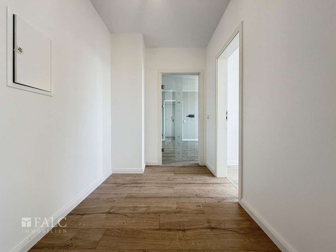 ***RESERVIERT - Erstbezug einer sanierten 3 Zimmer Wohnung in Feldrandlage von Nikolausberg*** – Flur