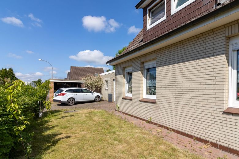 Einfamilienhaus mit viel Potenzial und Raum für eigene Ideen – Garten