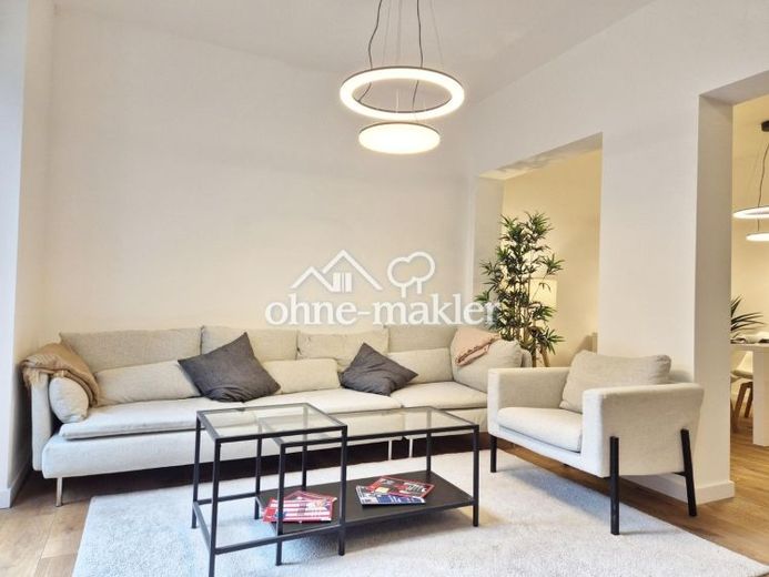 Vivienda temporal – Amplio piso completamente reformado con terraza – Foto 1