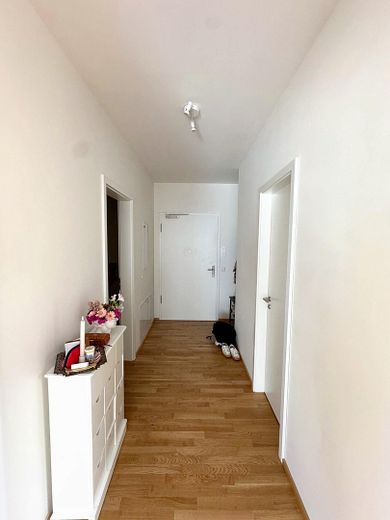 Kernsanierter Klinkerbau: 3 Zimmer, 102 m², Fußbodenheizung, Eichenparkett, Blick Lorenzkirche – Foto 15